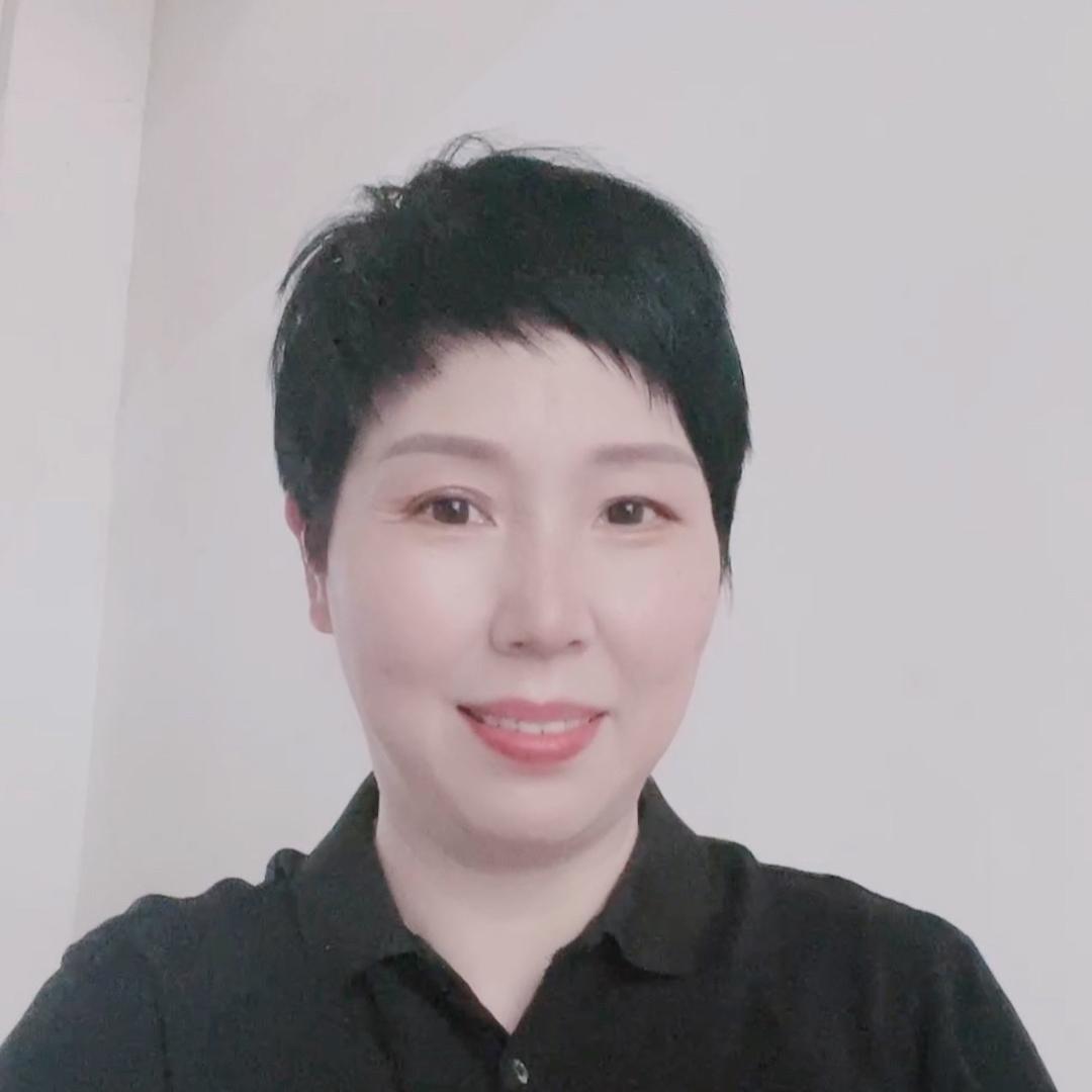 黄蔓蔓