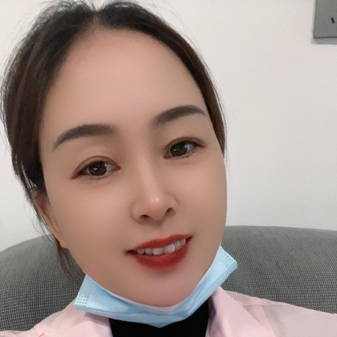 梅子（月嫂+育婴师+家政）