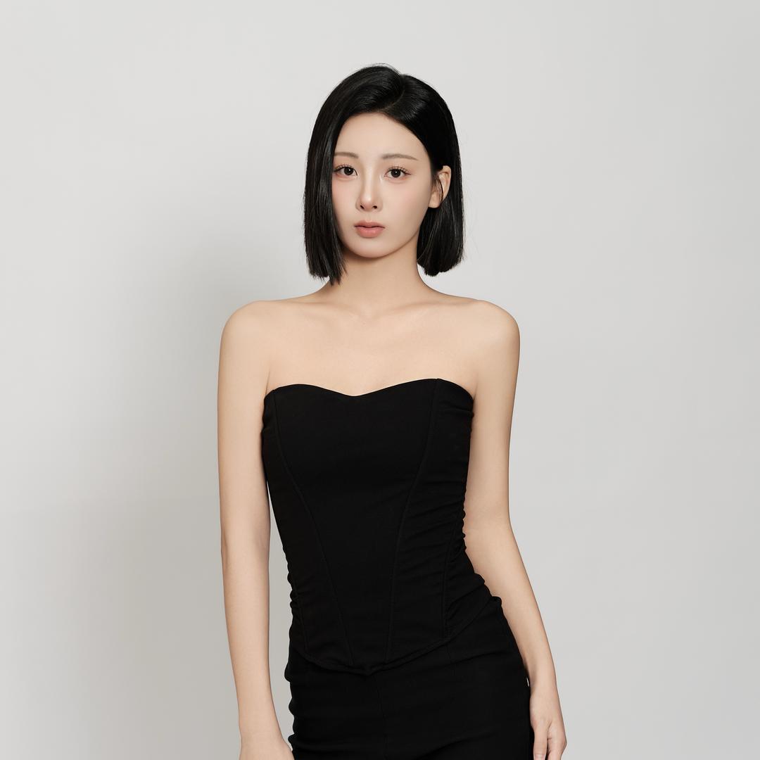 李李LiLi