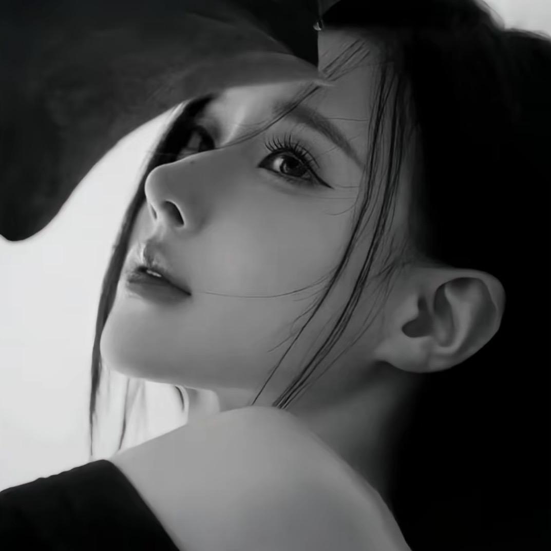 菠萝不吹雪.