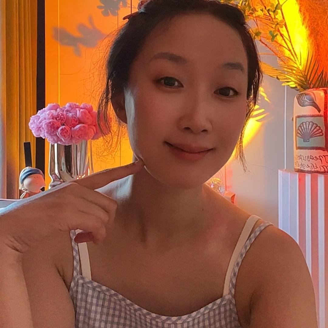 爱妮
