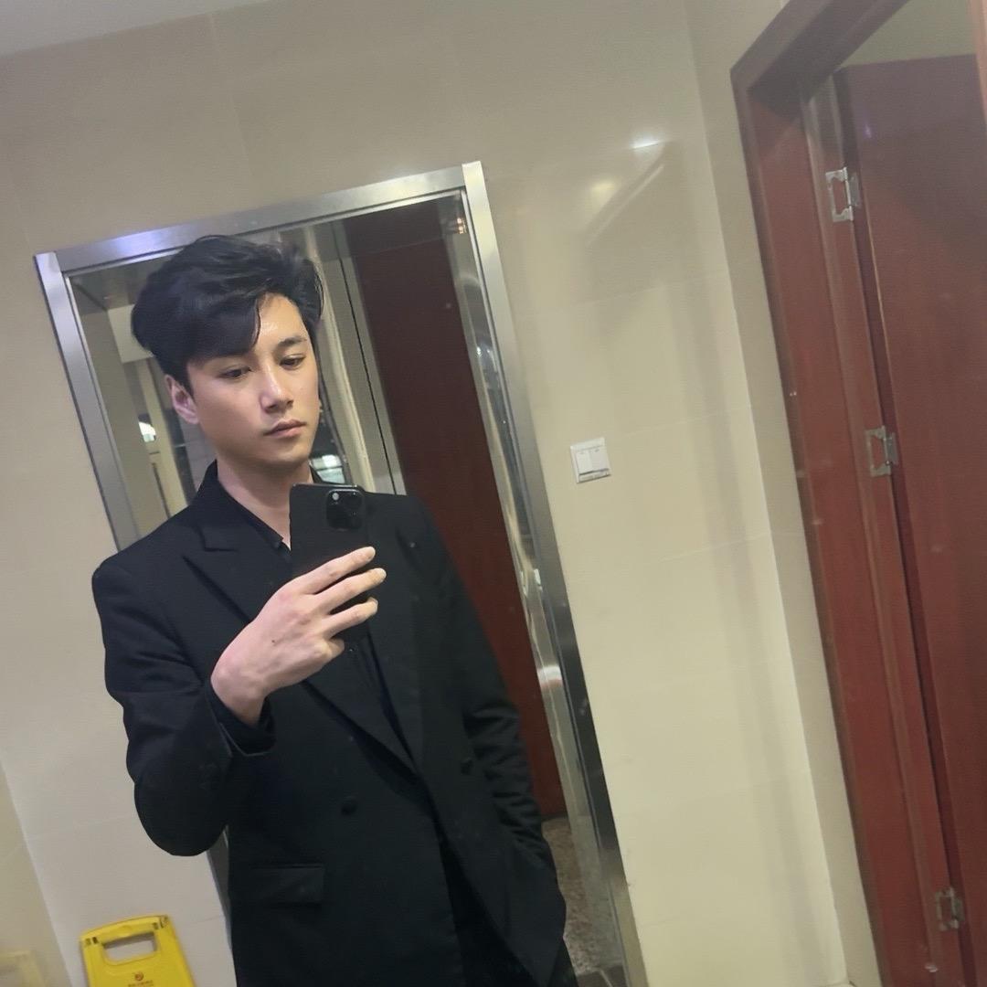 @@哥哥🧍‍♂️