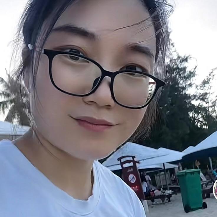 麦麦童装店铺