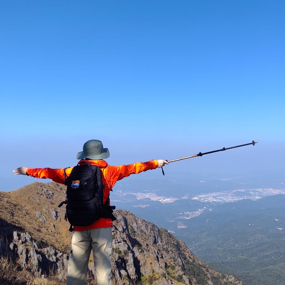 乐在旅途的源仔