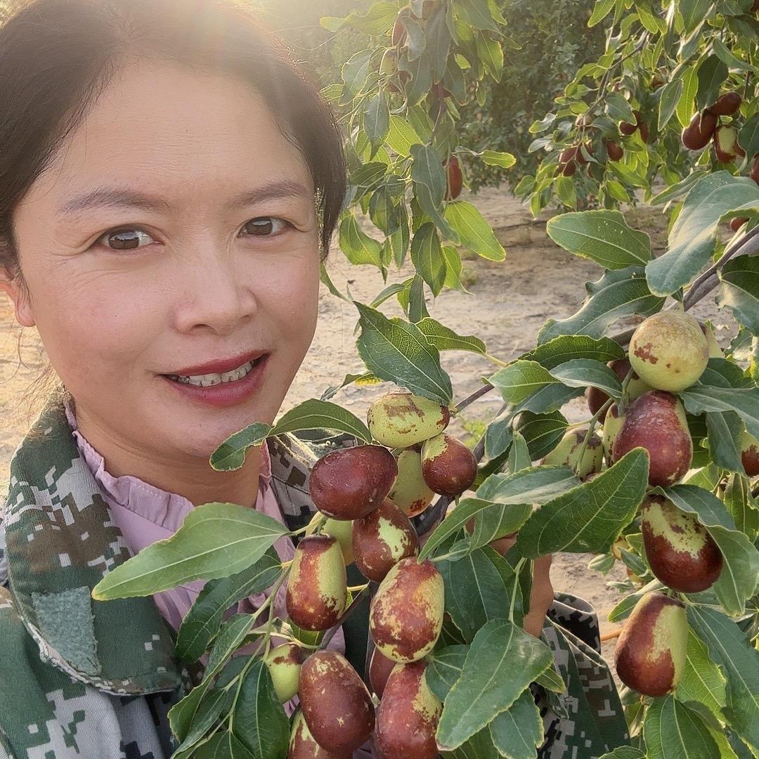 昆玉市玉园镇小阿凡干果甄选网店