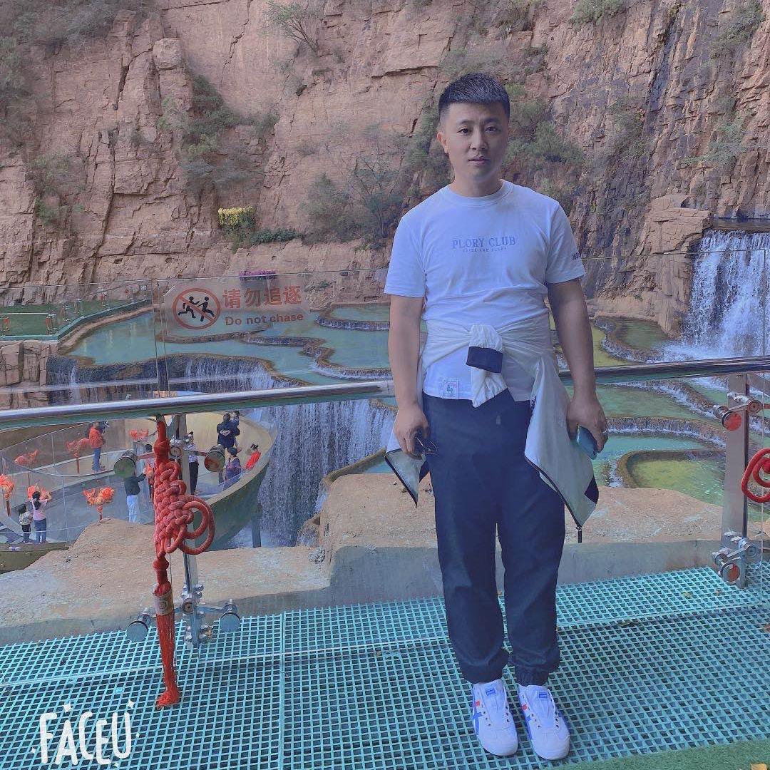 曾经的少年已不再年少