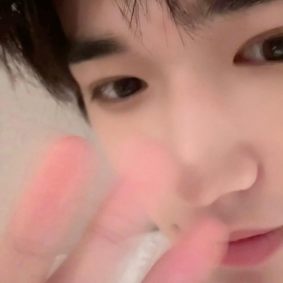 粥粥大王😼