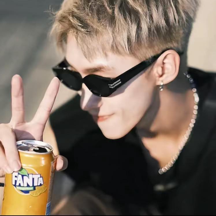 ㅤㅤㅤㅤㅤ   .