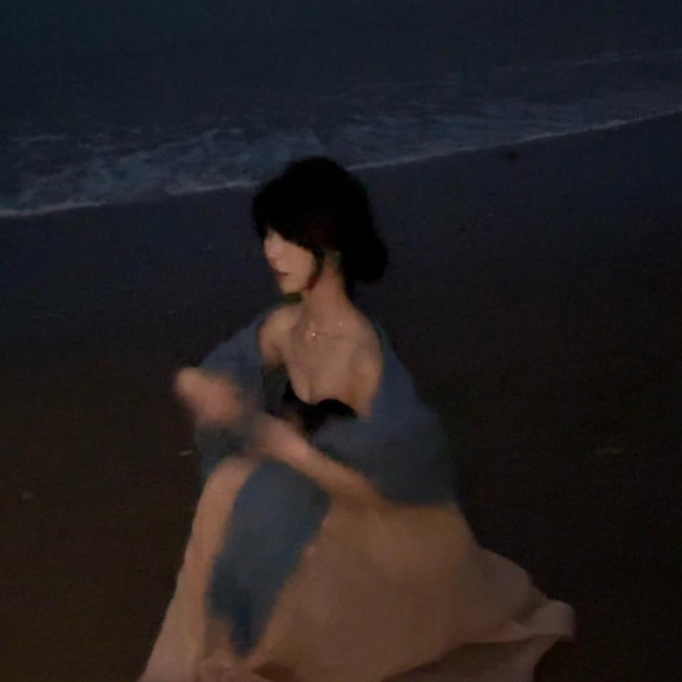 WANG JIA大小姐服装店