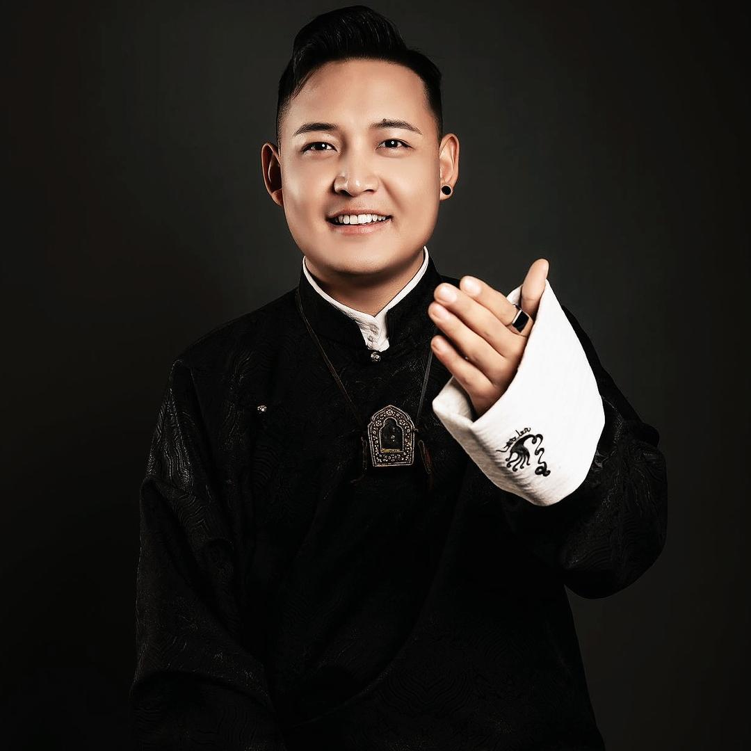 ཨོཾ•桑先生