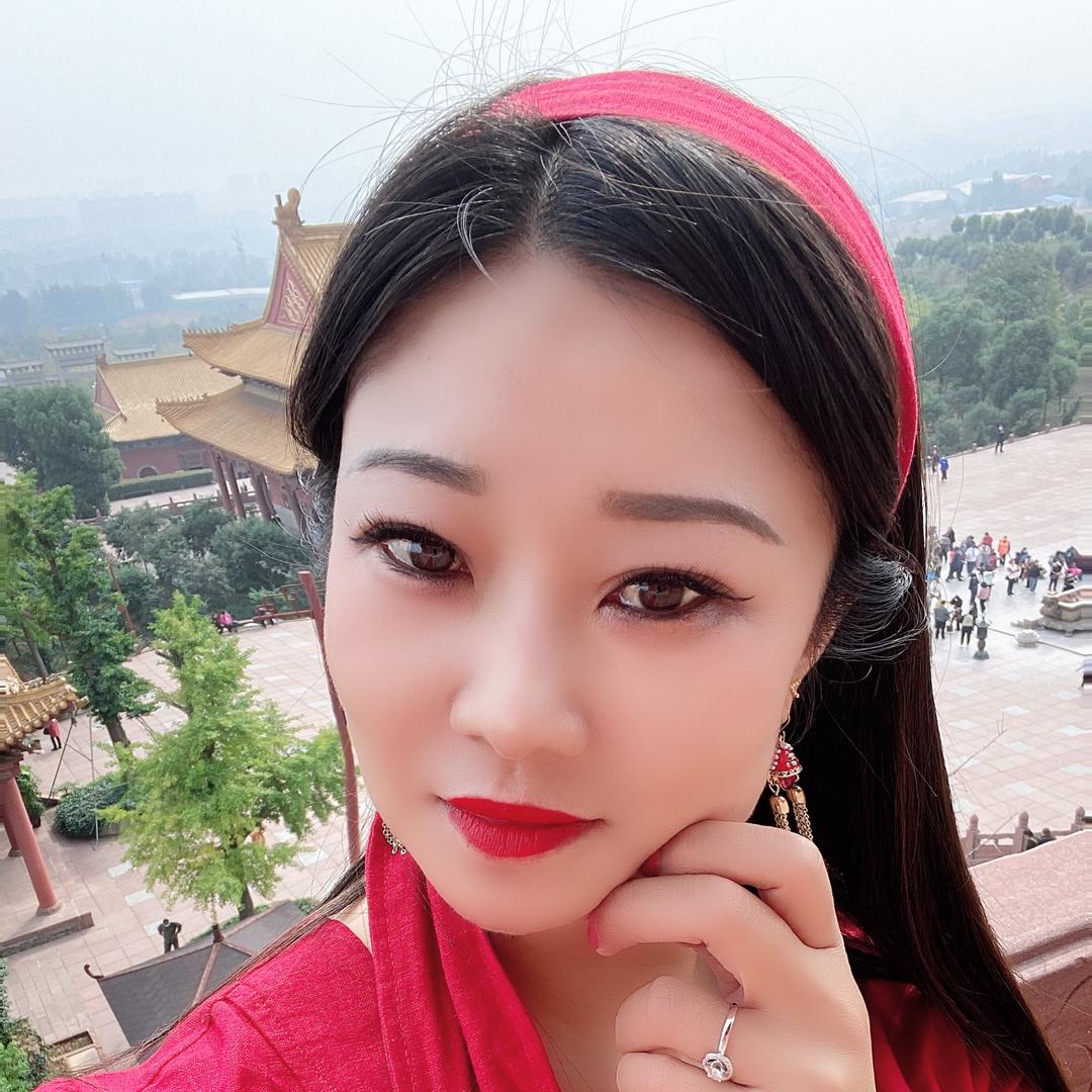 墨墨女神