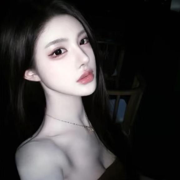 李荔柒