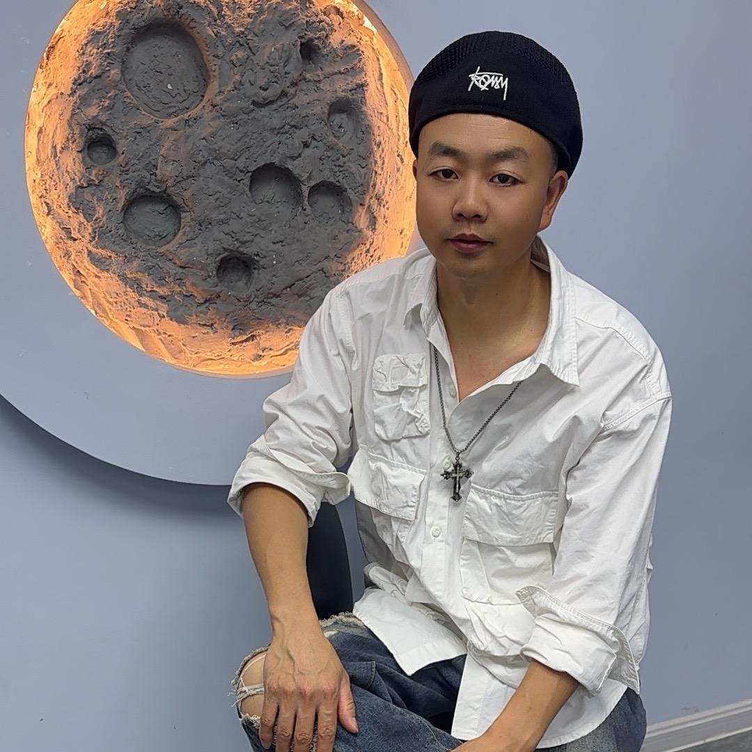 户外剪发阿华