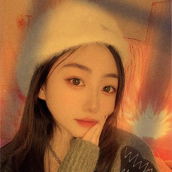 晨希🎤（开播号在主页）