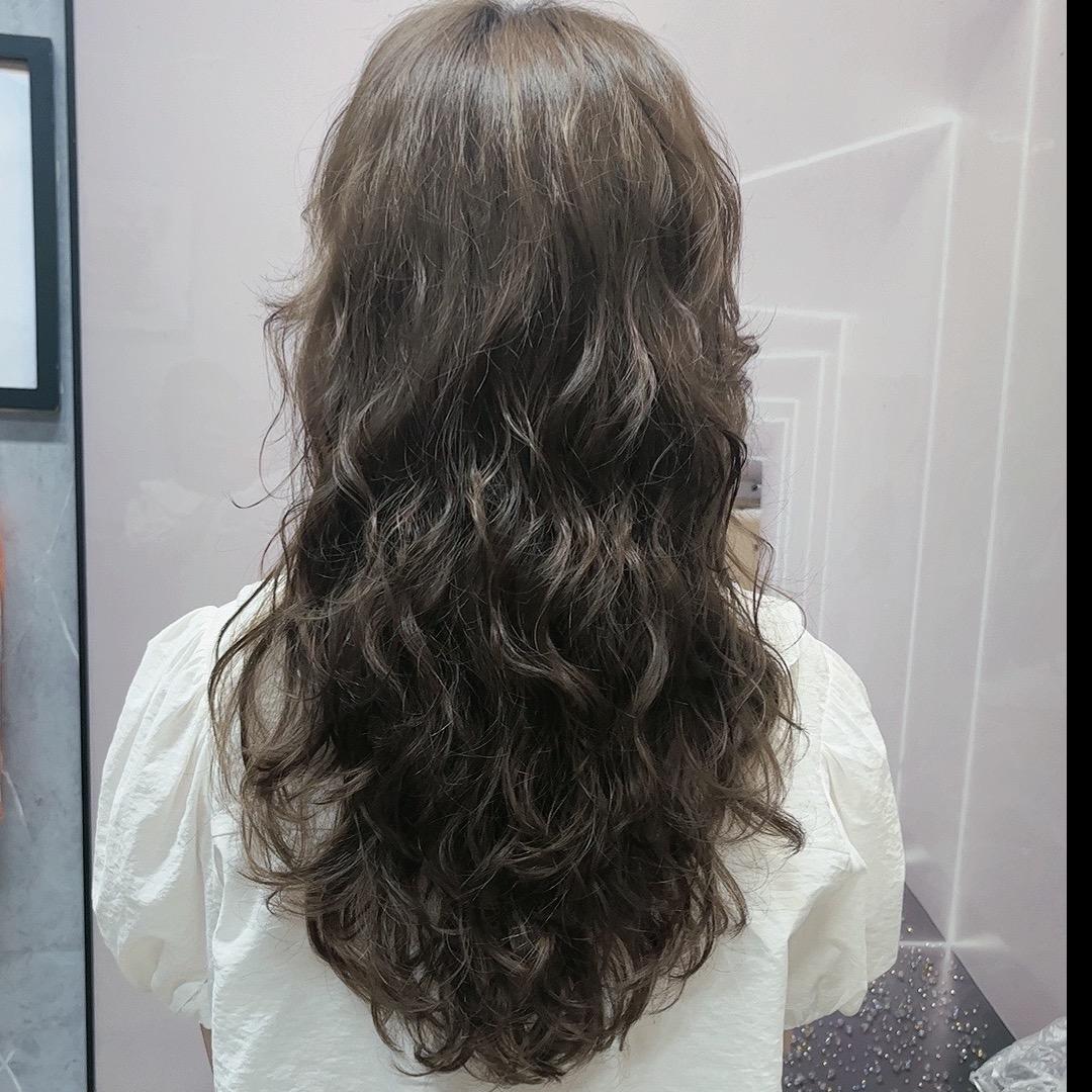 唯唯ღ ²⁰²⁵