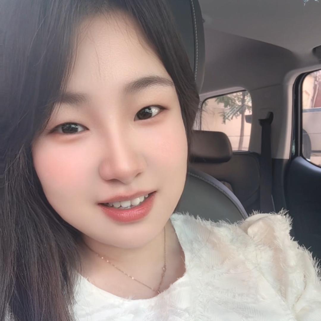 柒柒