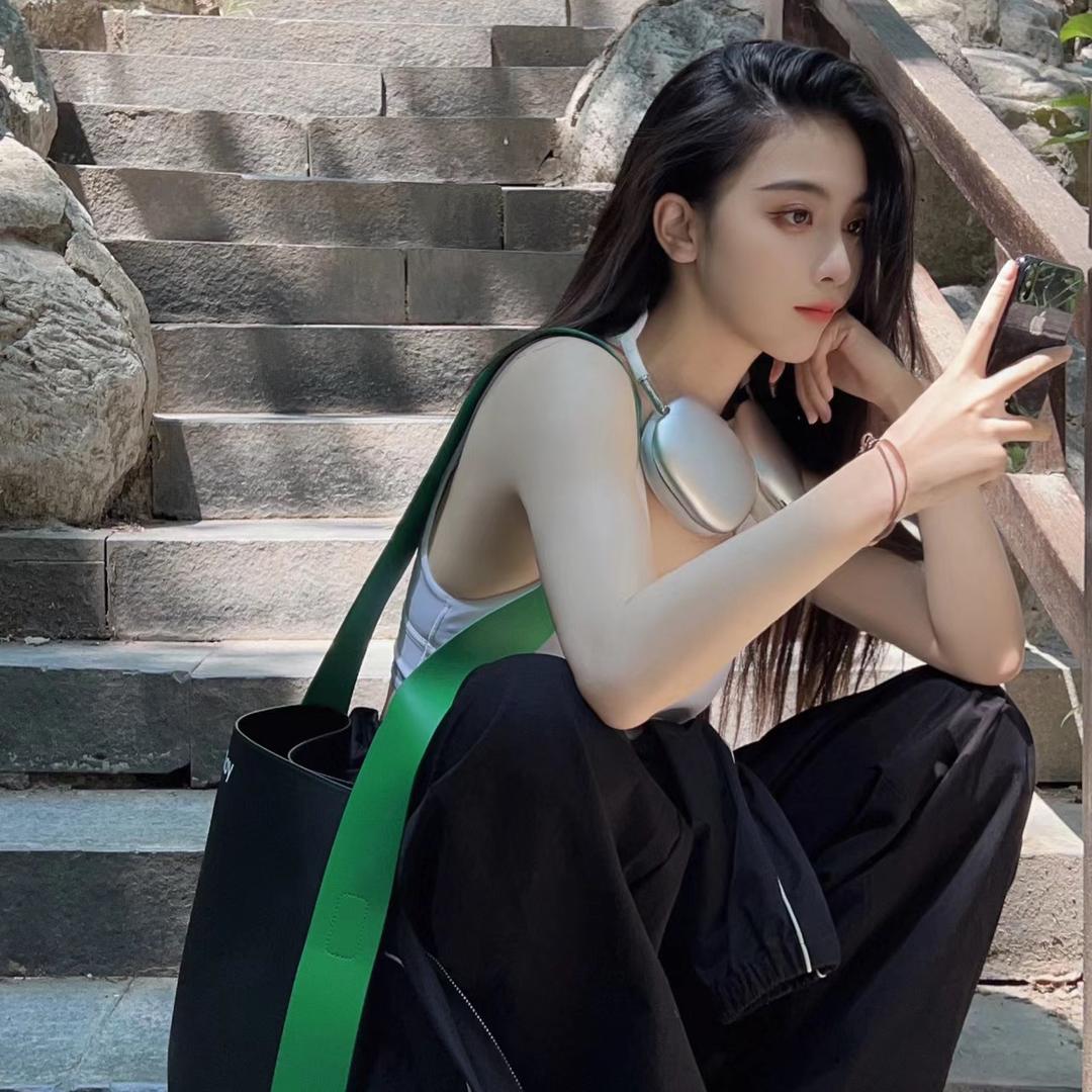 就是拿铁吖