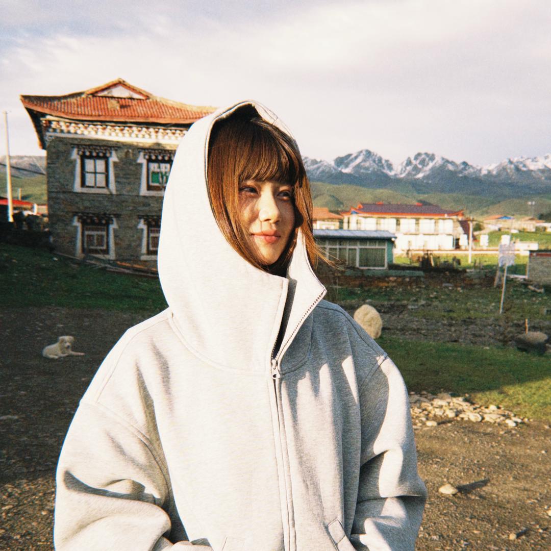 你笑起来嘴巴像个瓢