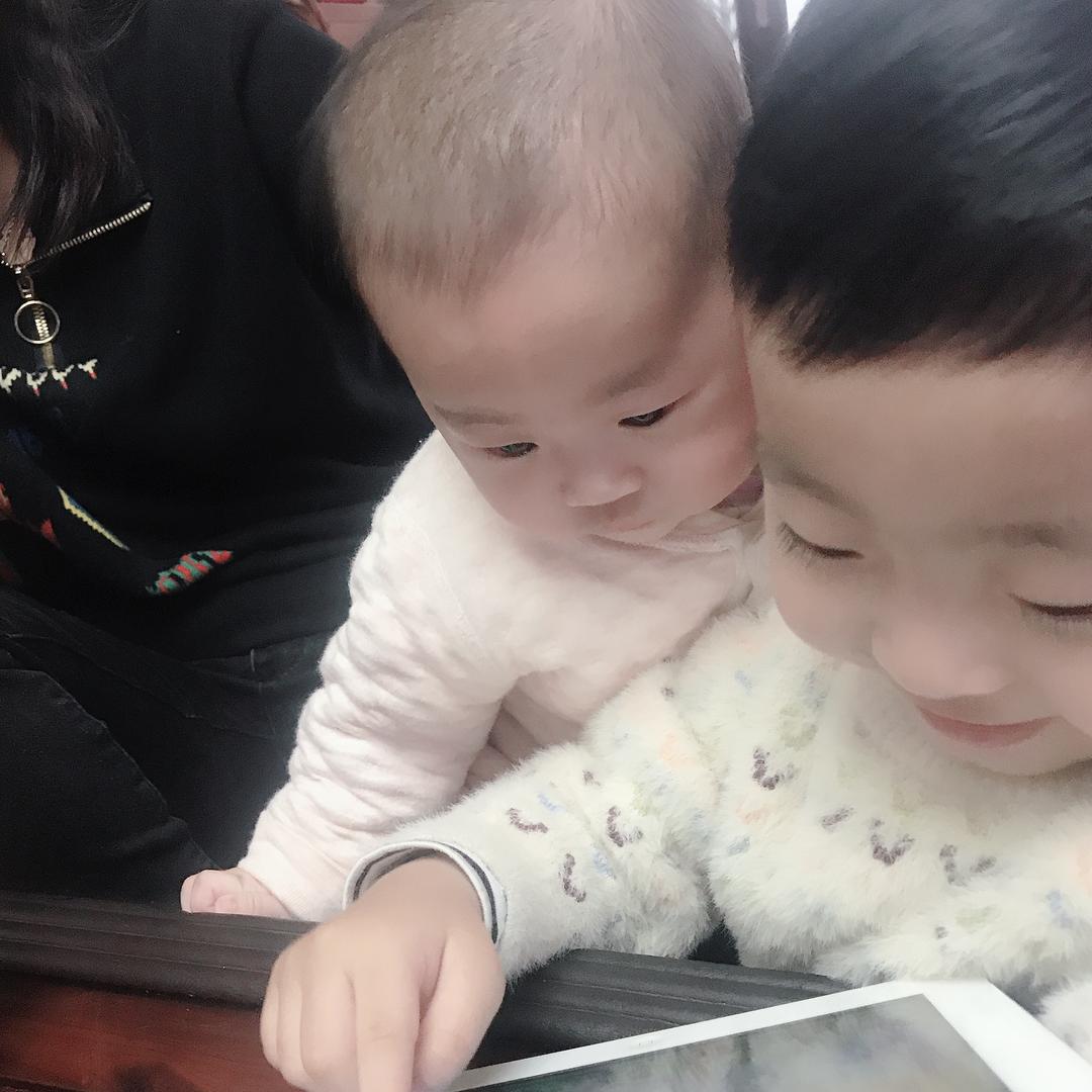 小煦萌宝童装