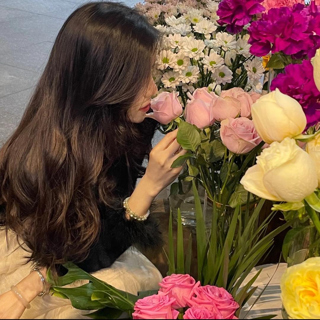 一间花店老板娘🌈