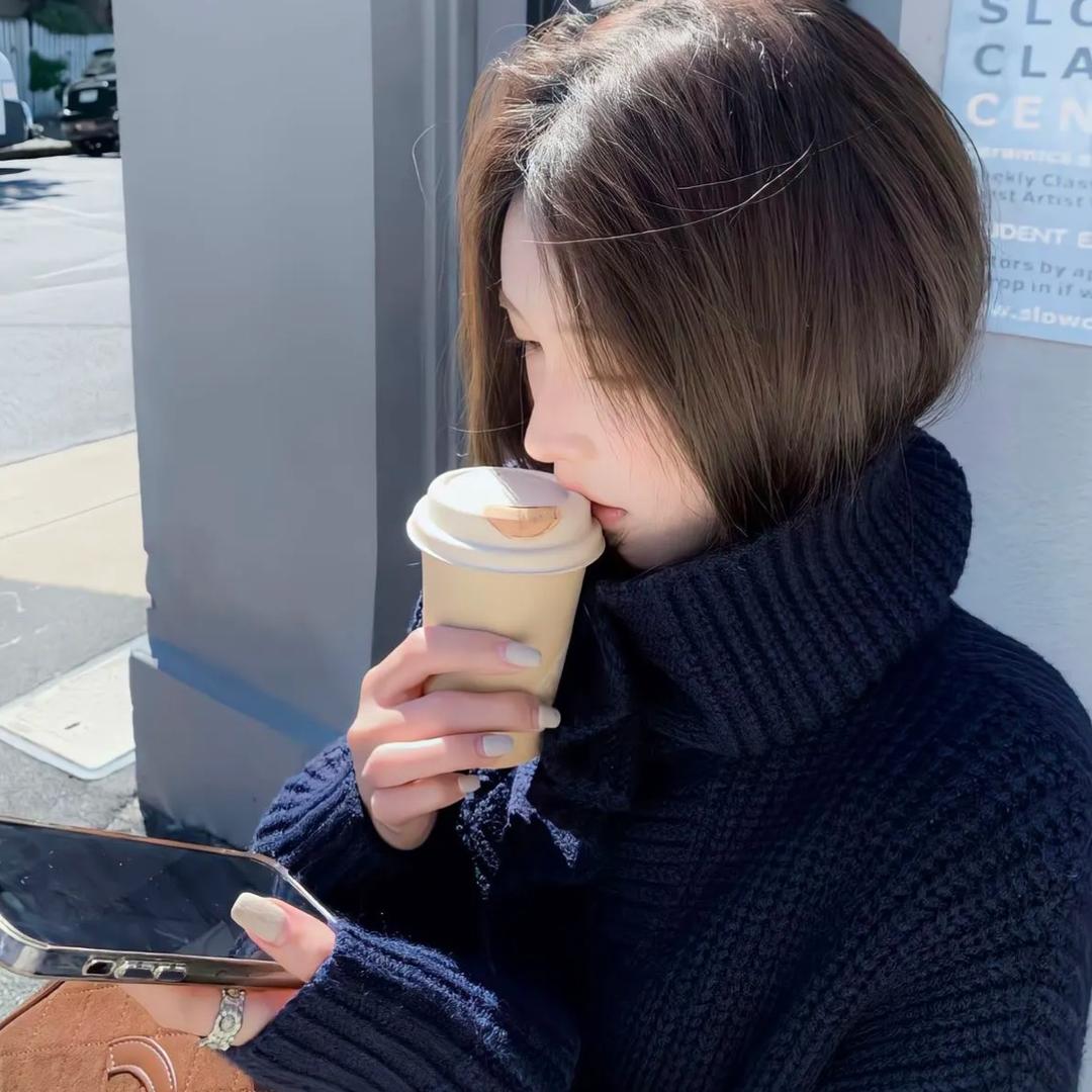 -小怡怡怡怡怡～