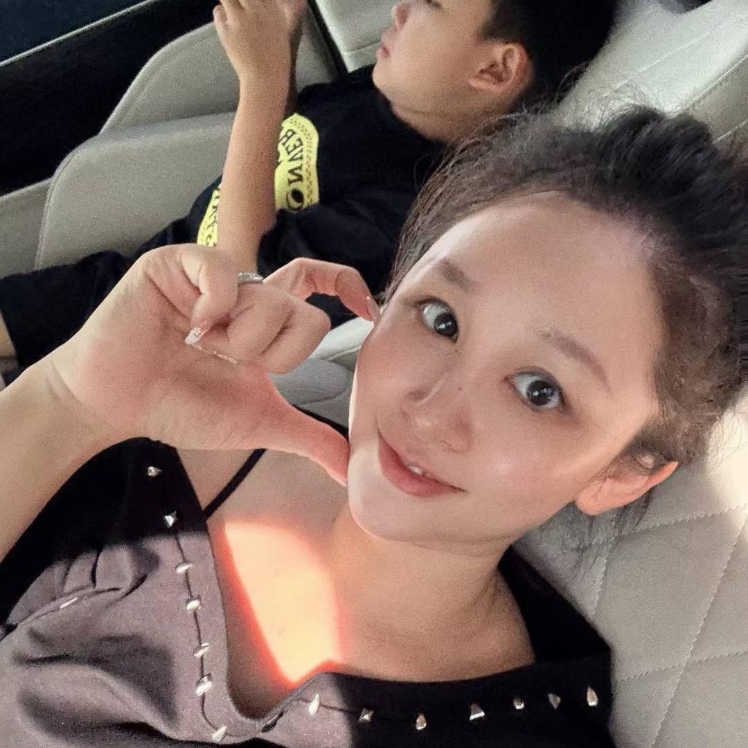 三个小骑士的妈妈