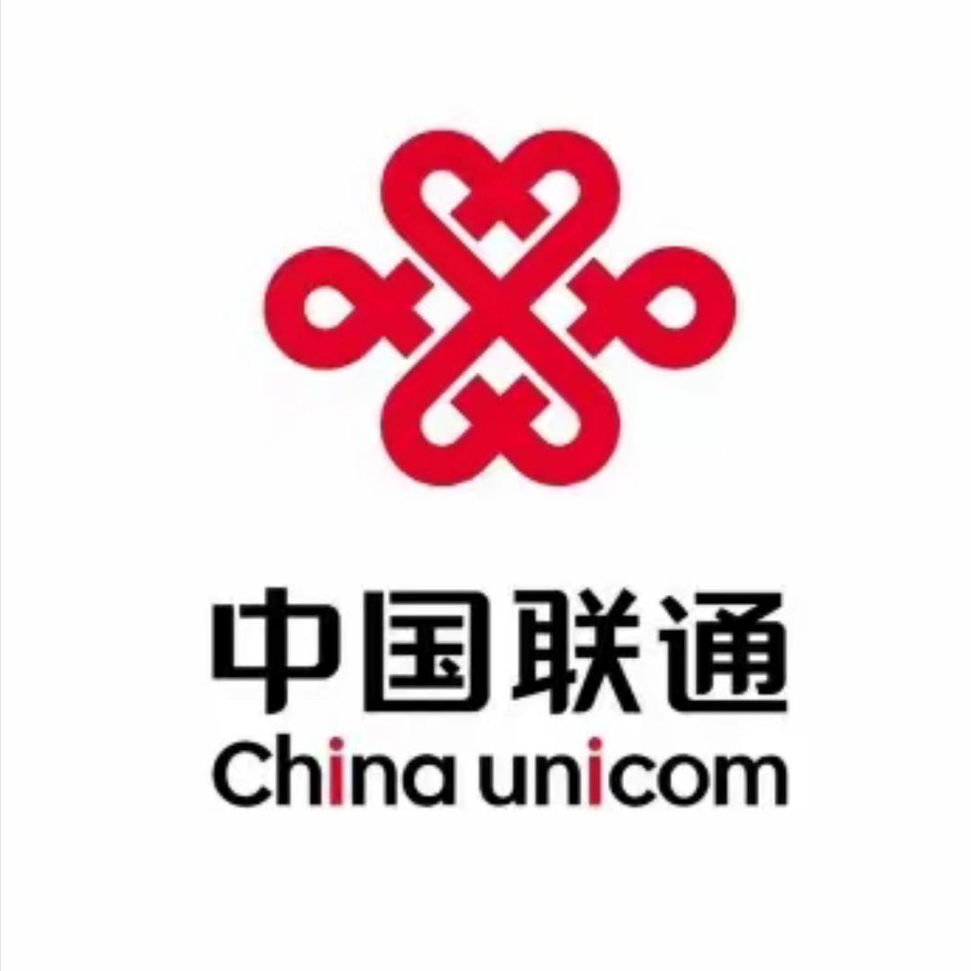 那个光头有点痞