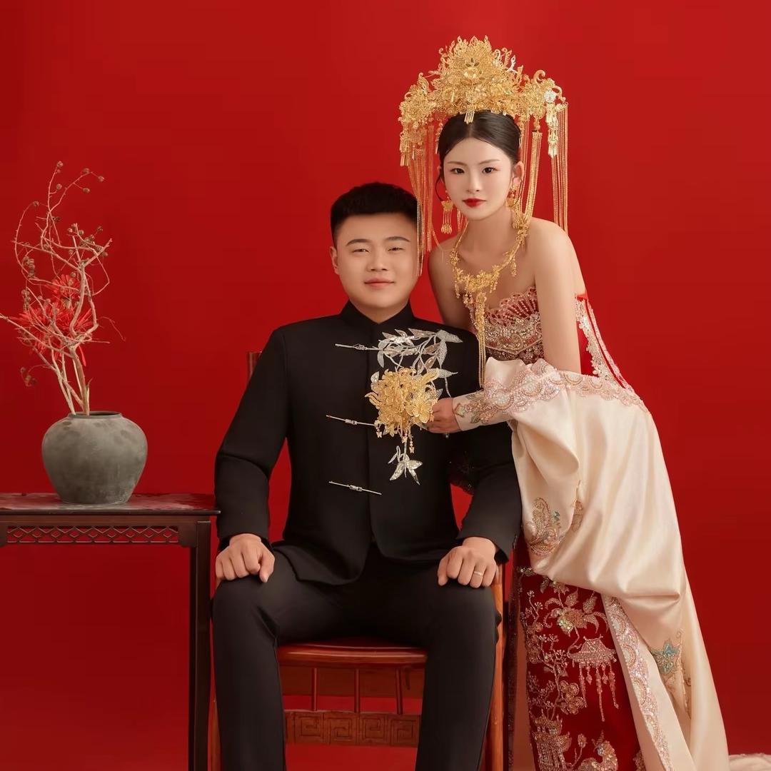឴
