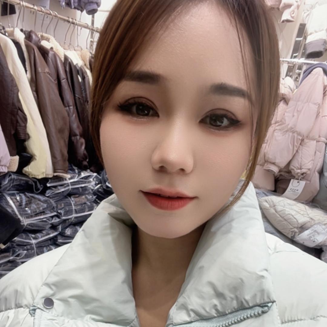 郑州女装批发闪闪