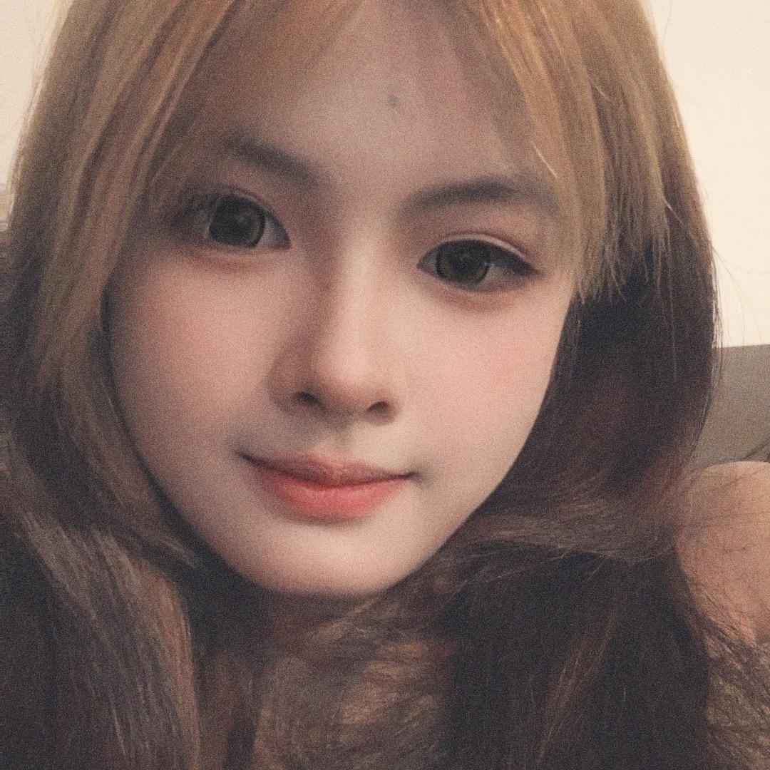彩儿🍬🍬