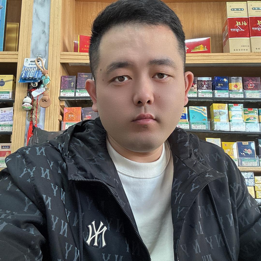 骑豪爵的烟酒搬运工