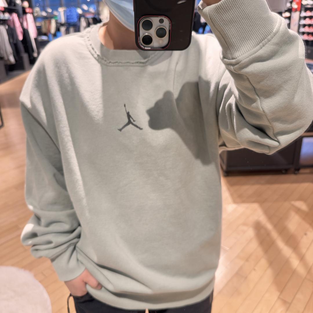 贵阳-花果园购物中心耐克-小张