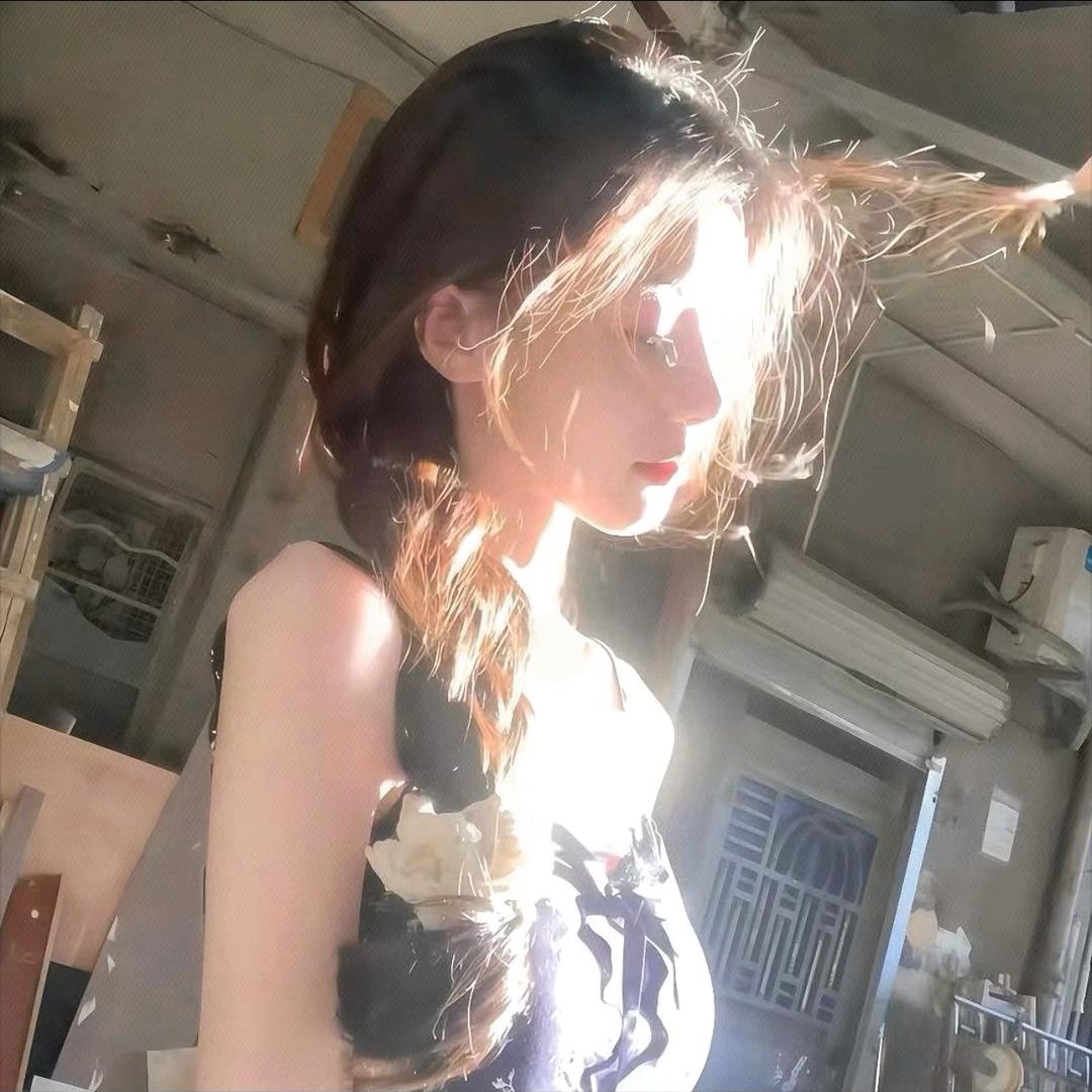 盘底的洋葱是我