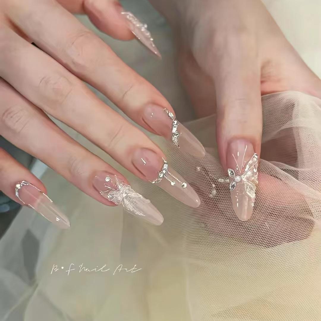 U mi 悠米 美甲💅美睫