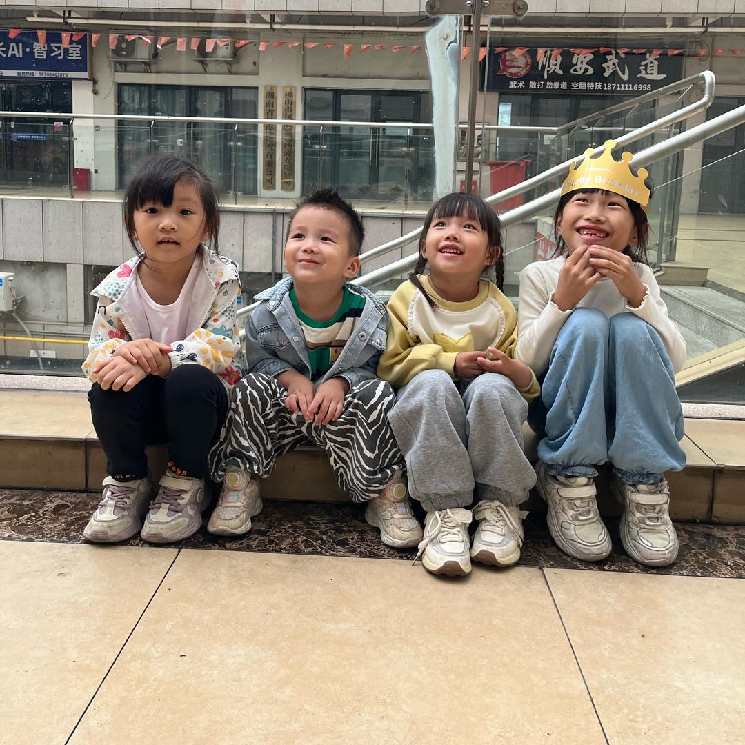 湖南妹和广东仔