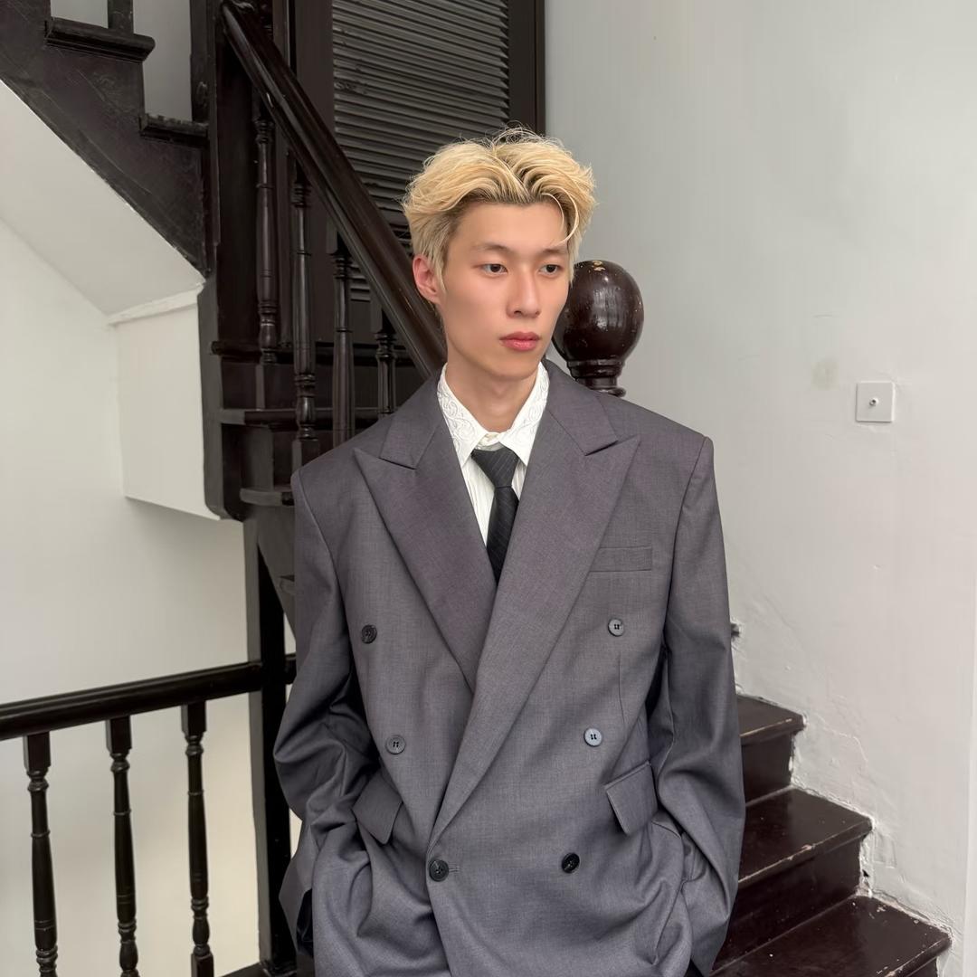 书书爱吃西红柿