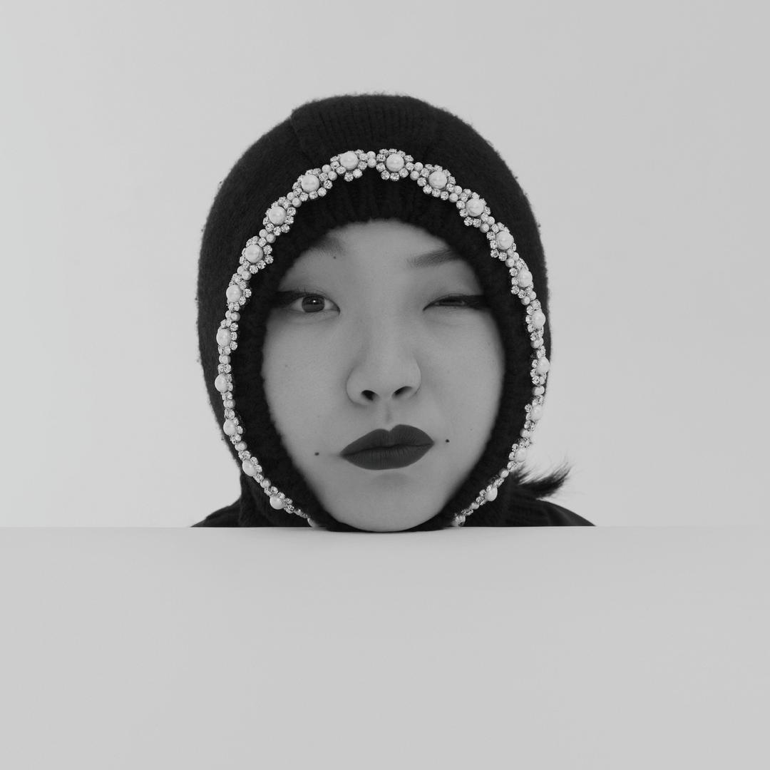 POP_猎奇阿婆经纪人