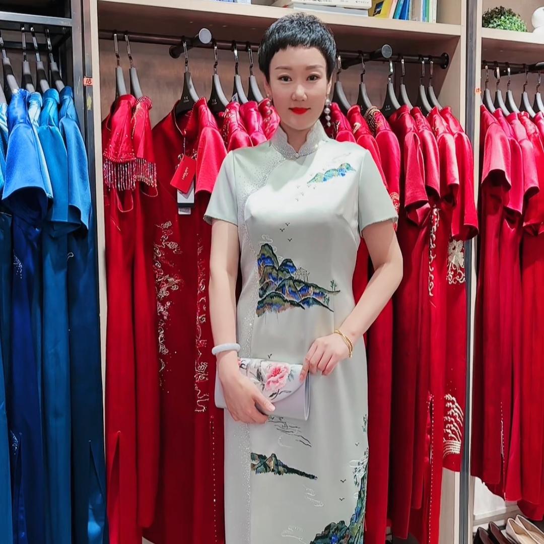 天津燕子女装