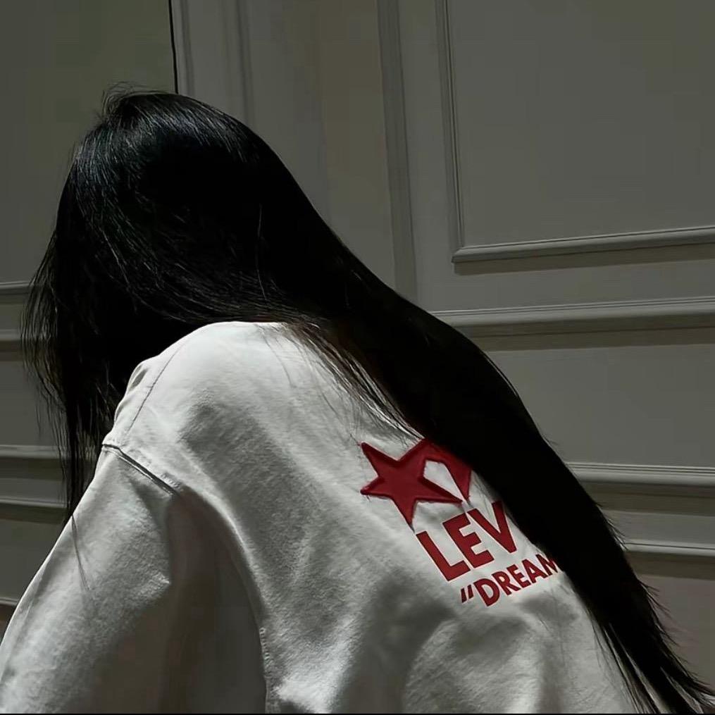 盈盈