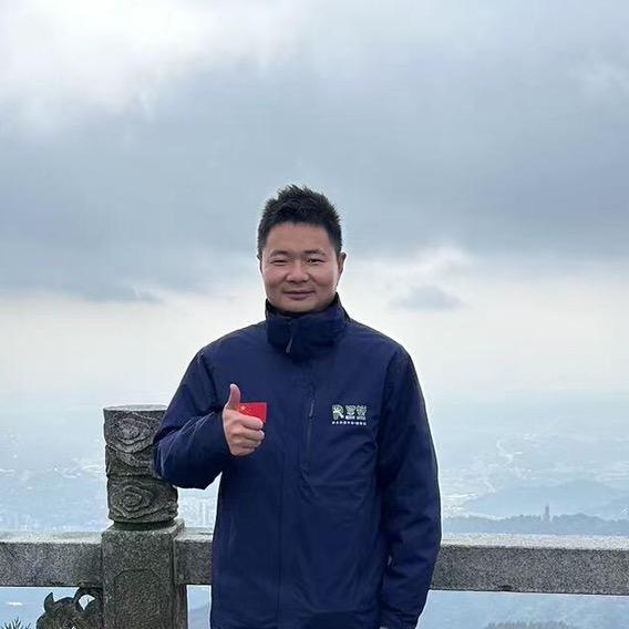 @只教不练的—Tiger