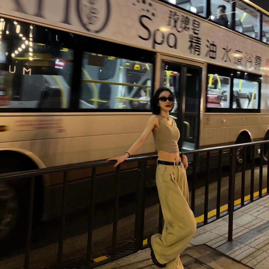 梁梦依女装店