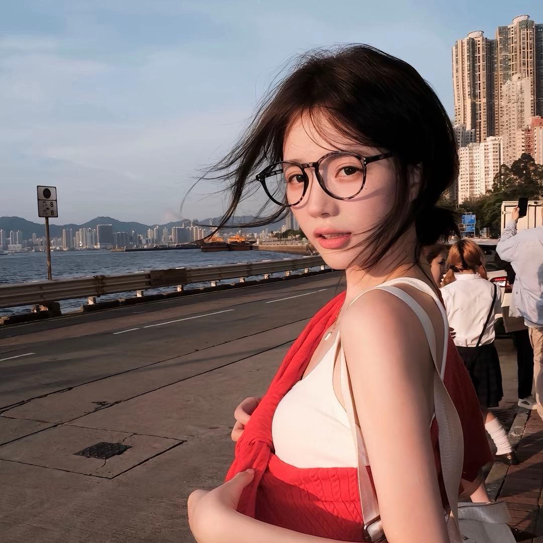 哈丽达/ 6