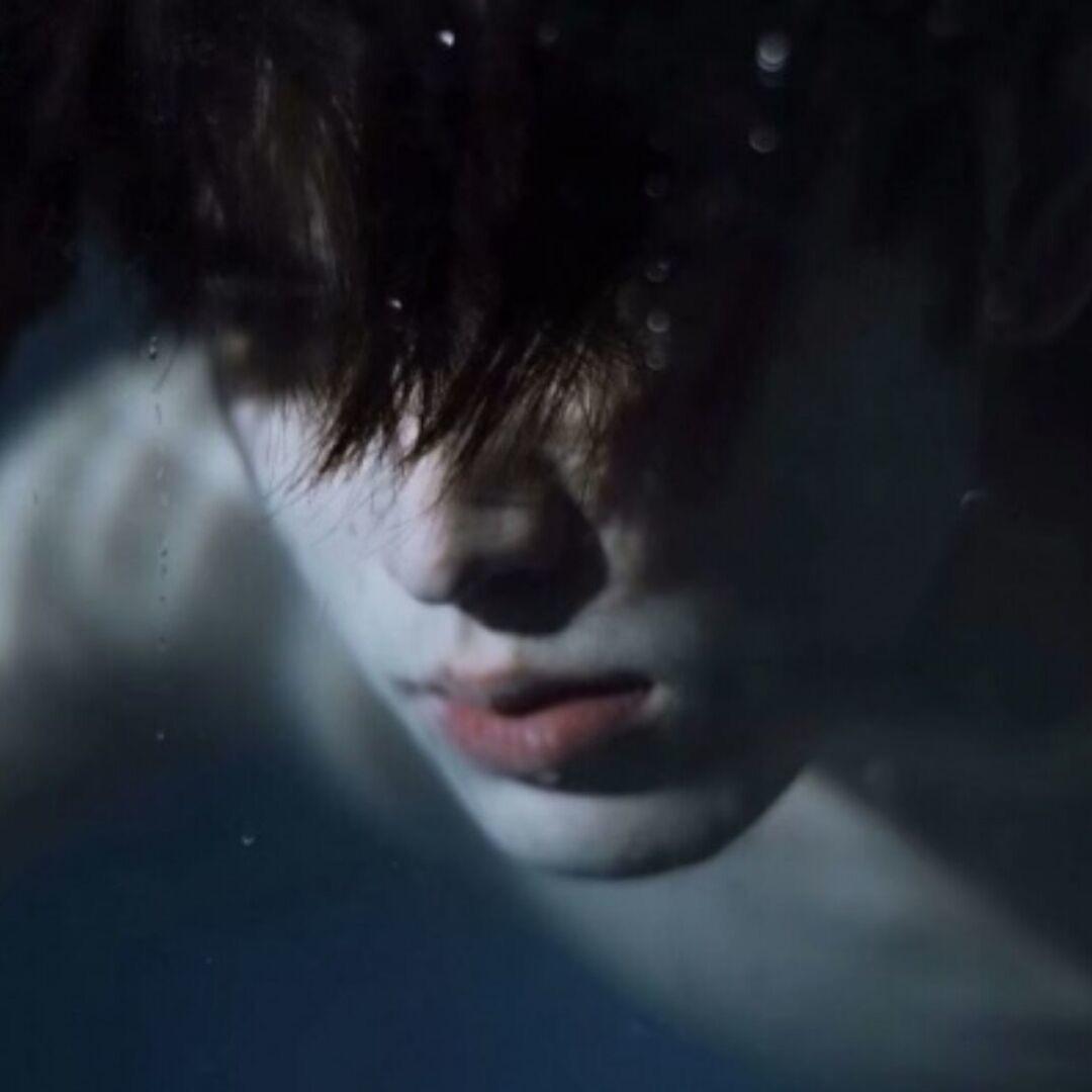 “有朵云像你”