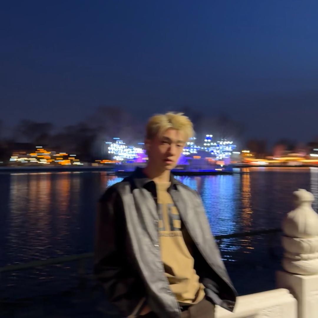 🤫