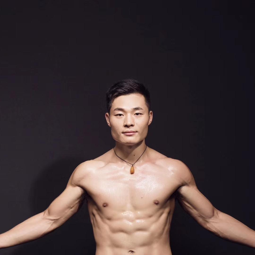 武舍彦然爱打拳