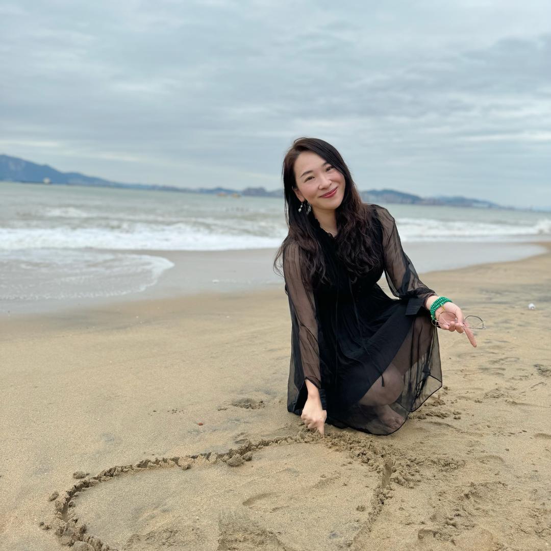 爱丽丝财经笔记