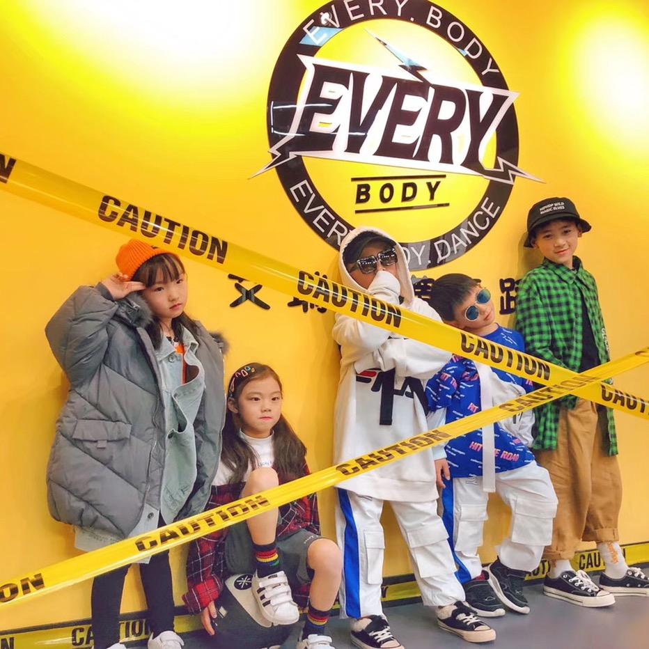 宜兴艾瑞巴蒂舞蹈