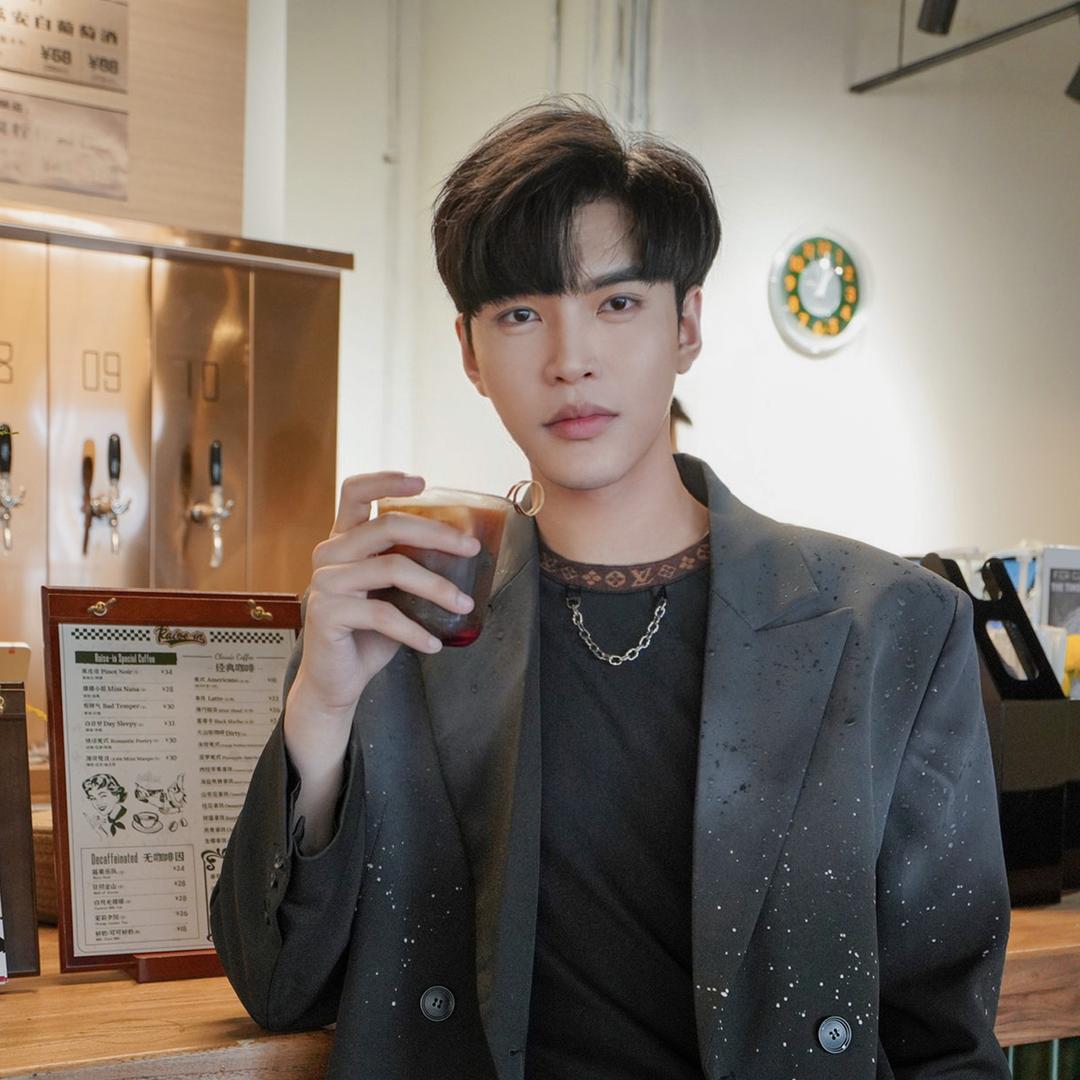 大牌销毁仓晨林