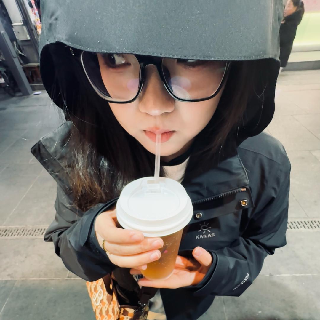 Meimei🥥.