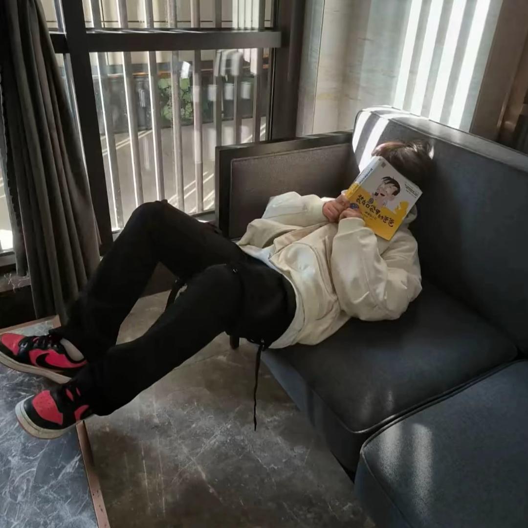 天真刺痛心绪